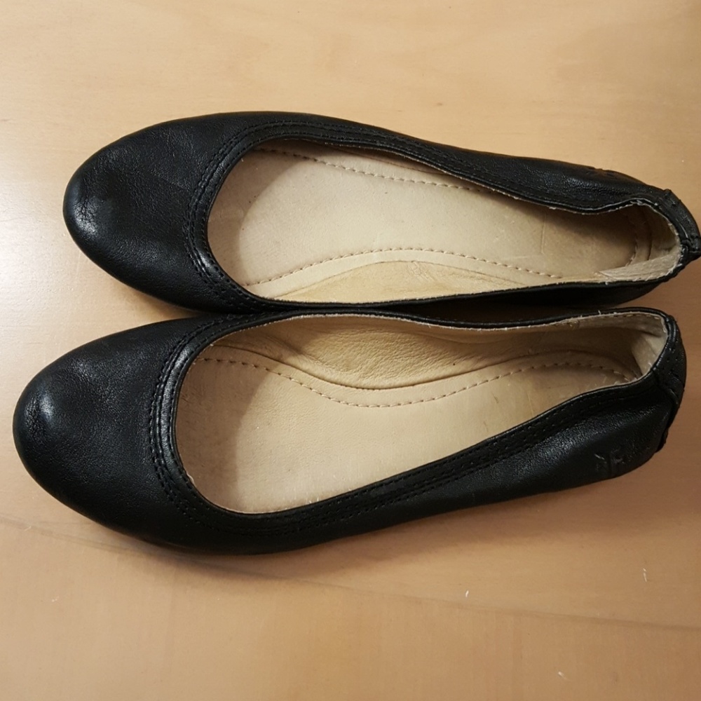 Frye leather flats
